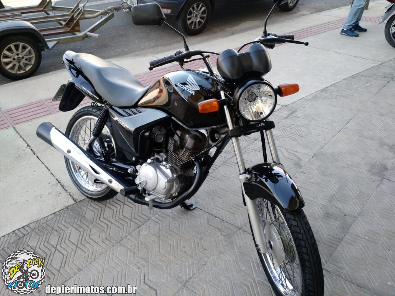 HONDA CG 150 FAN ESi Ano 2011 R6.500,00 De Pieri Motos