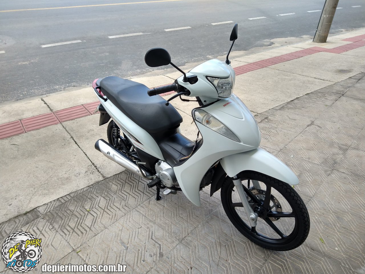 HONDA BIZ 125 EX | Ano: 2015 | R$9.500,00 | De Pieri Motos