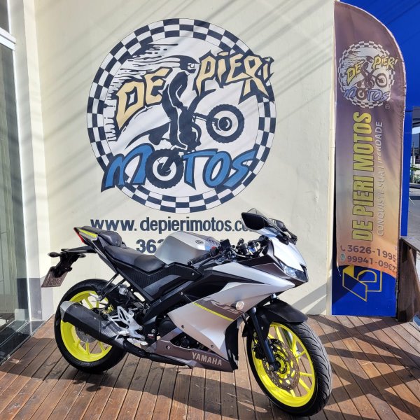 YAMAHA R15 ABS