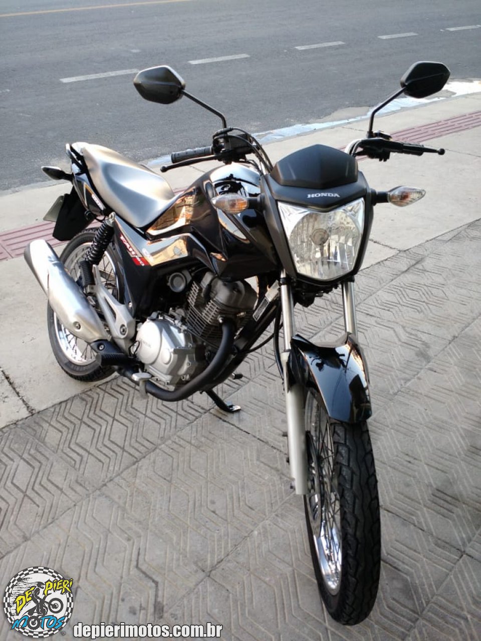 HONDA CG 150 FAN ESDi Ano 2014 R7.500,00 De Pieri Motos